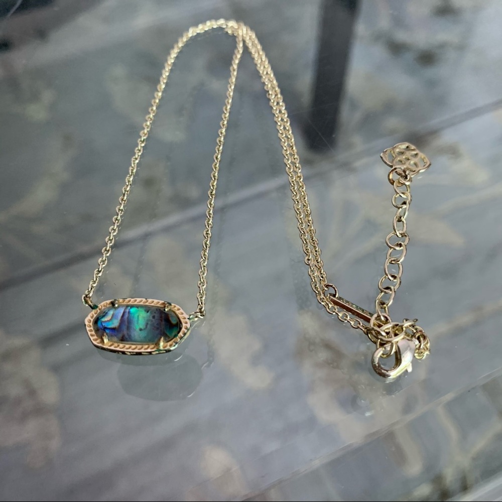 Kendra Scott Gold necklace